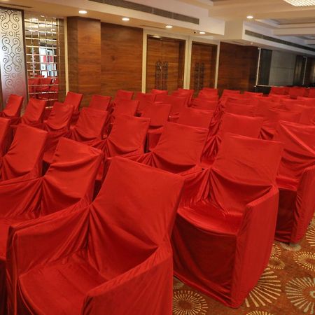 Rang Lords Inn Bharuch Dış mekan fotoğraf