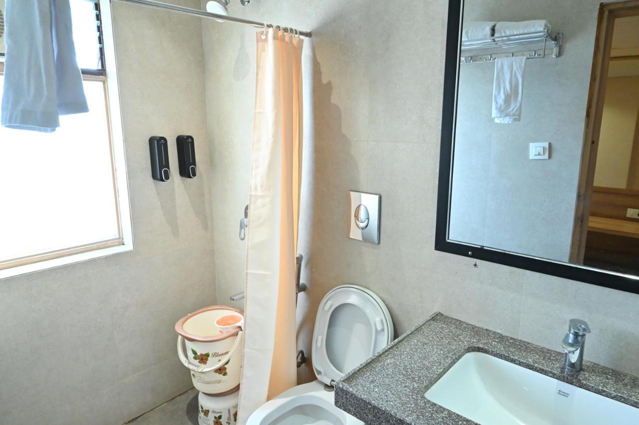 Rang Lords Inn Bharuch Dış mekan fotoğraf