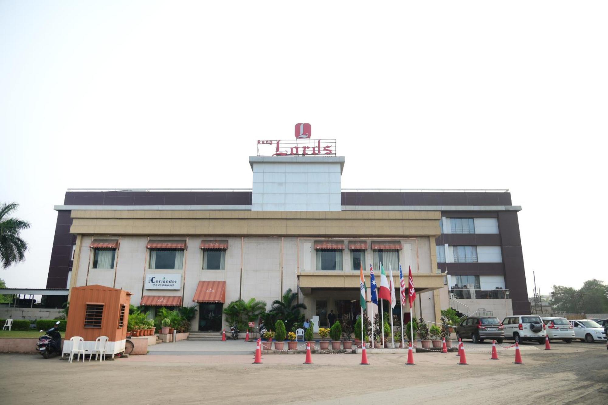 Rang Lords Inn Bharuch Dış mekan fotoğraf