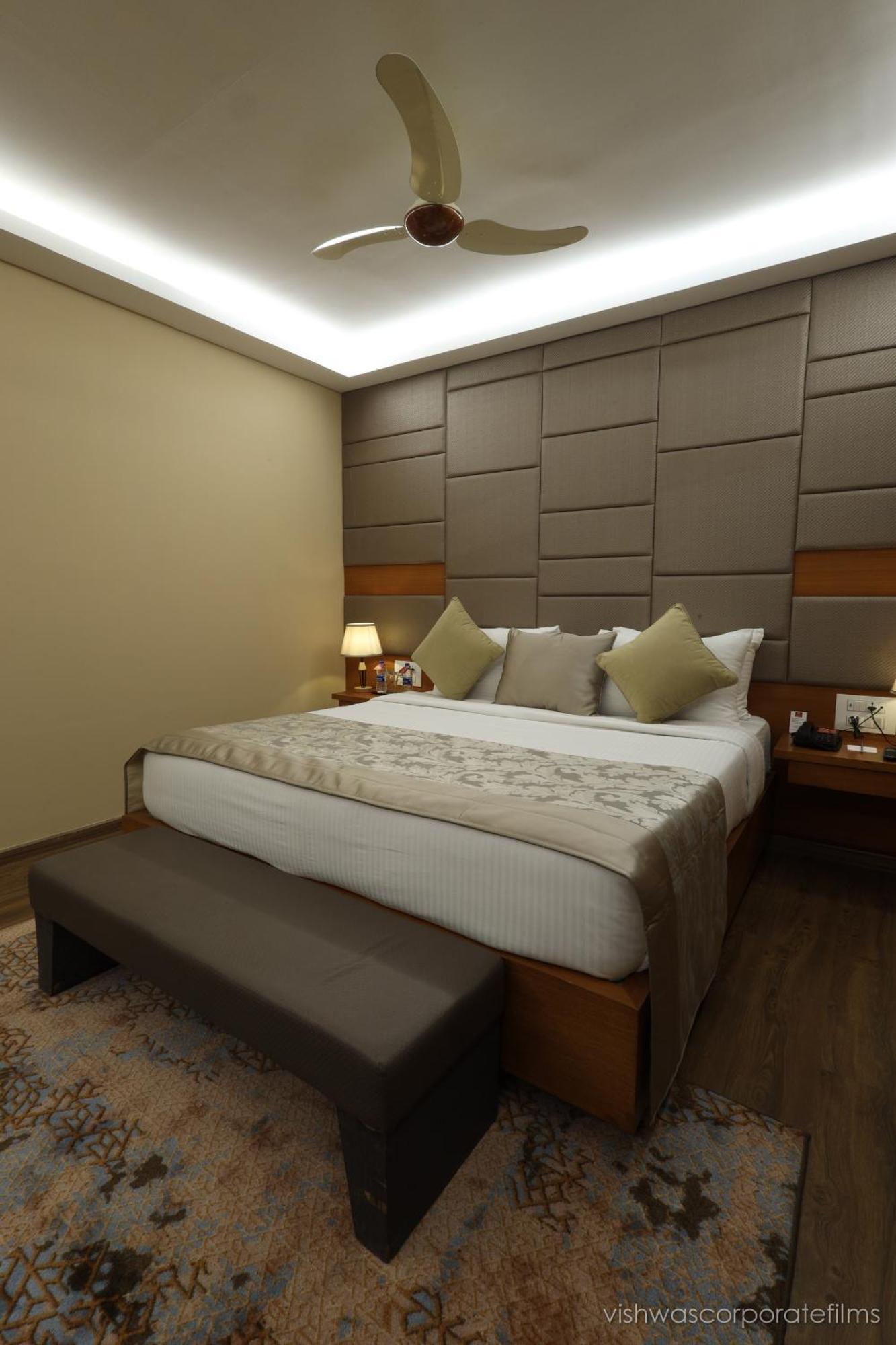 Rang Lords Inn Bharuch Dış mekan fotoğraf